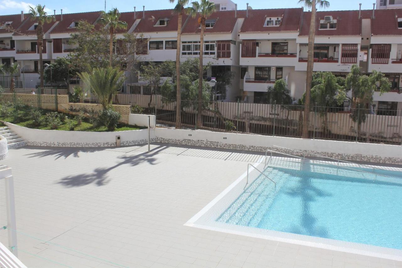 Superb Seaview Apartment In Playa De Las Americas Luaran gambar