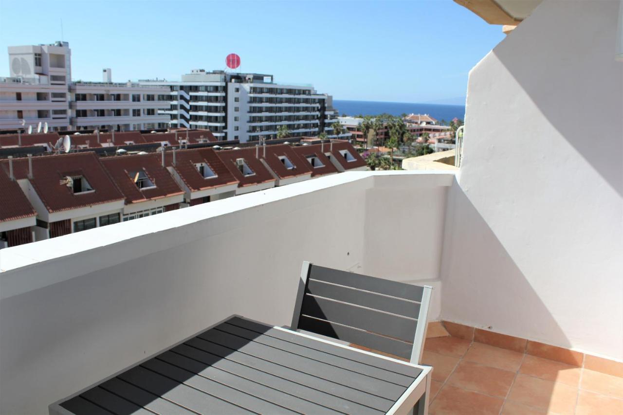 Superb Seaview Apartment In Playa De Las Americas Luaran gambar