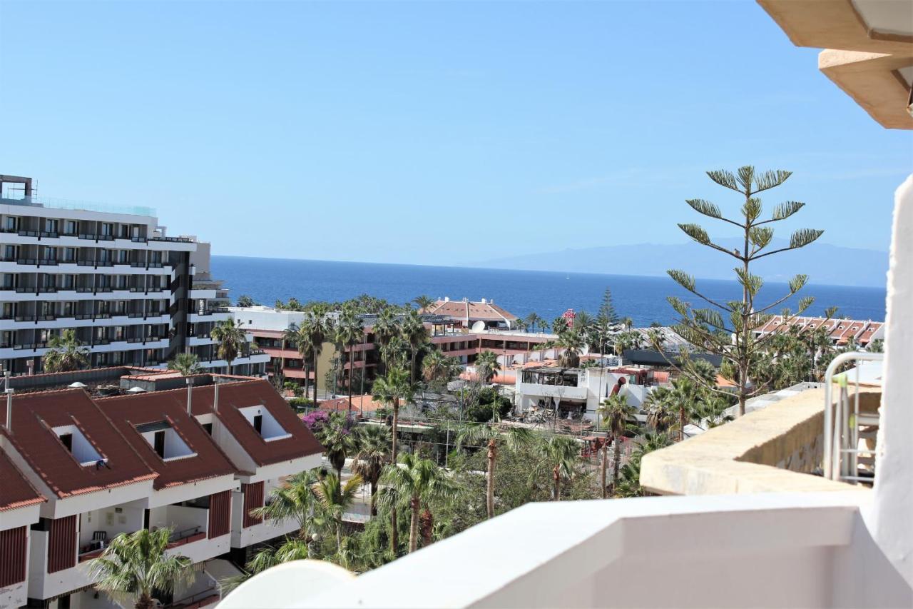 Superb Seaview Apartment In Playa De Las Americas Luaran gambar