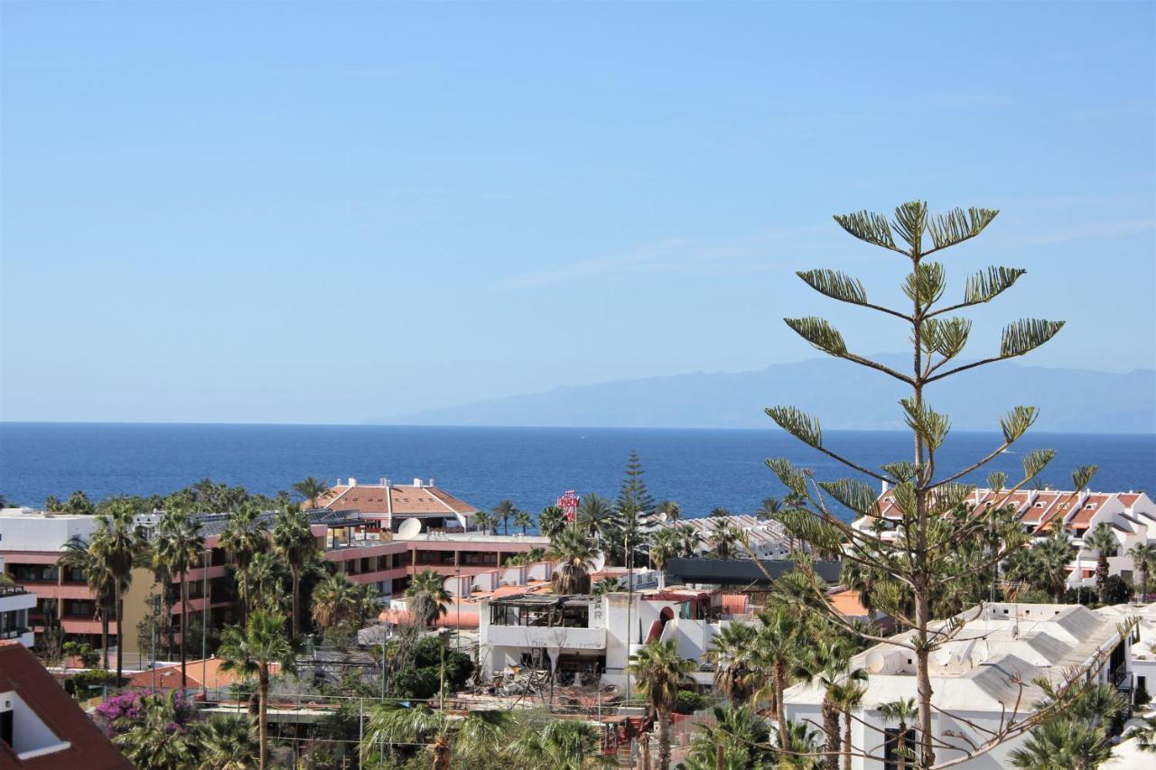 Superb Seaview Apartment In Playa De Las Americas Luaran gambar